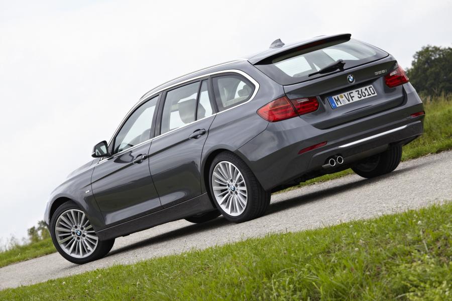  BMW 328i Touring Luxury 2012 года  (фото 133 из 200)